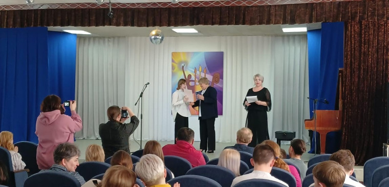 Награждение стипендиатов Администрации города Новоалтайска.
